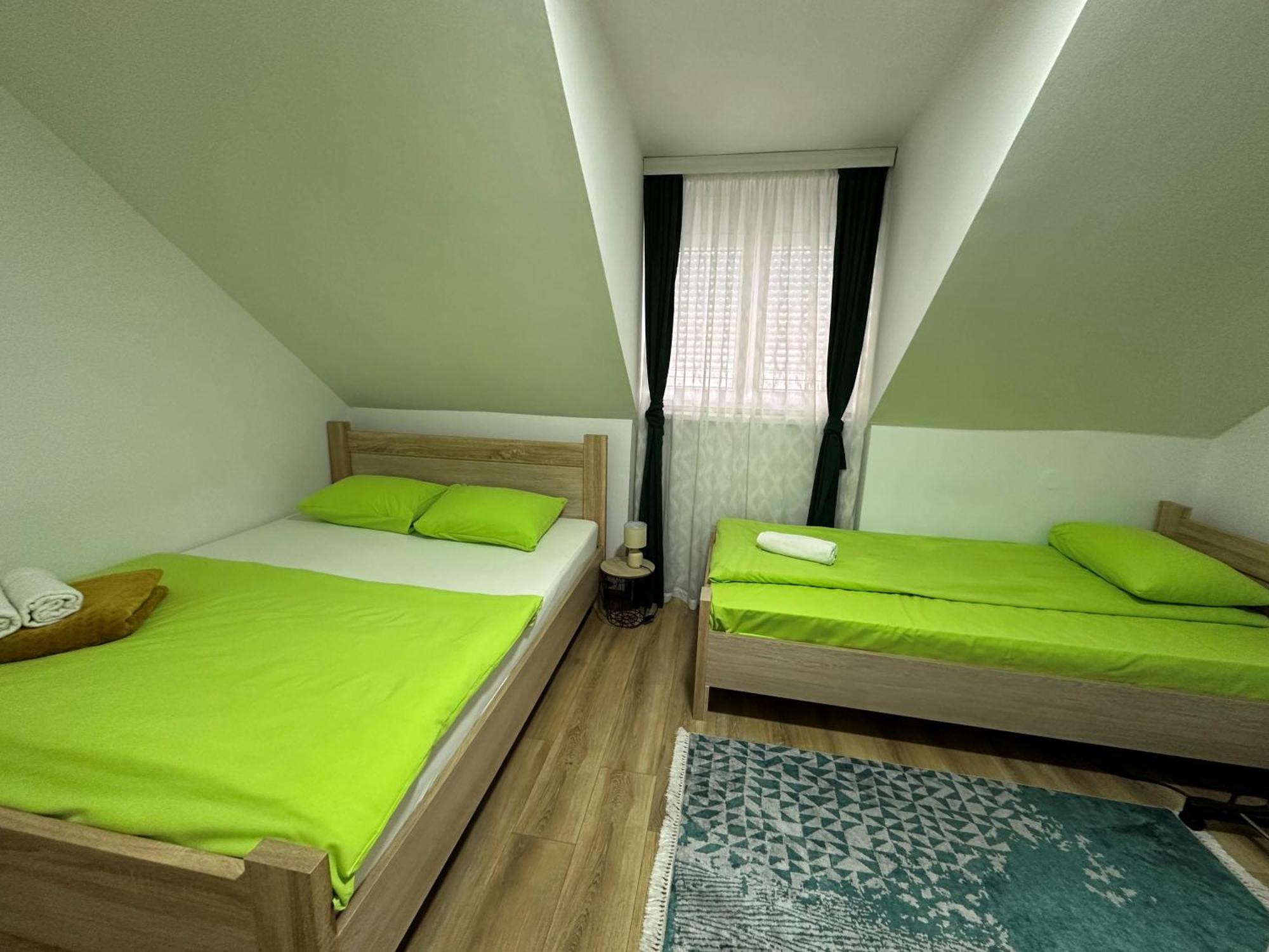Apartman Vucinic เซทินเจ ภายนอก รูปภาพ